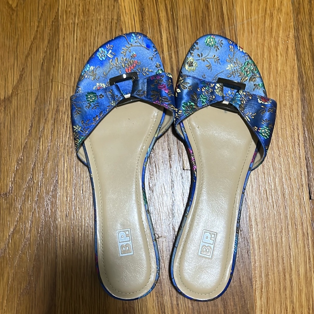 Bp floral flats pre loved
